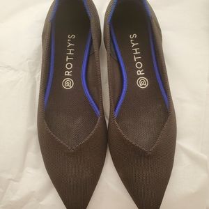 Rothy's Black Points